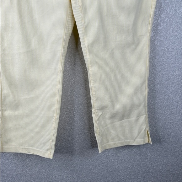 Mario Serrani Yellow & White Seersucker Stripe Pull On Cropped Pants Size M New - Picture 3 of 6